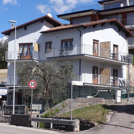 B&B Casa Gabriele Мальчезине Экстерьер фото