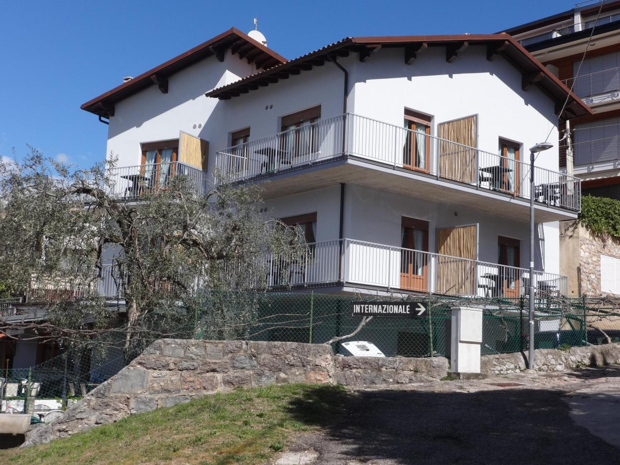 B&B Casa Gabriele Мальчезине Экстерьер фото