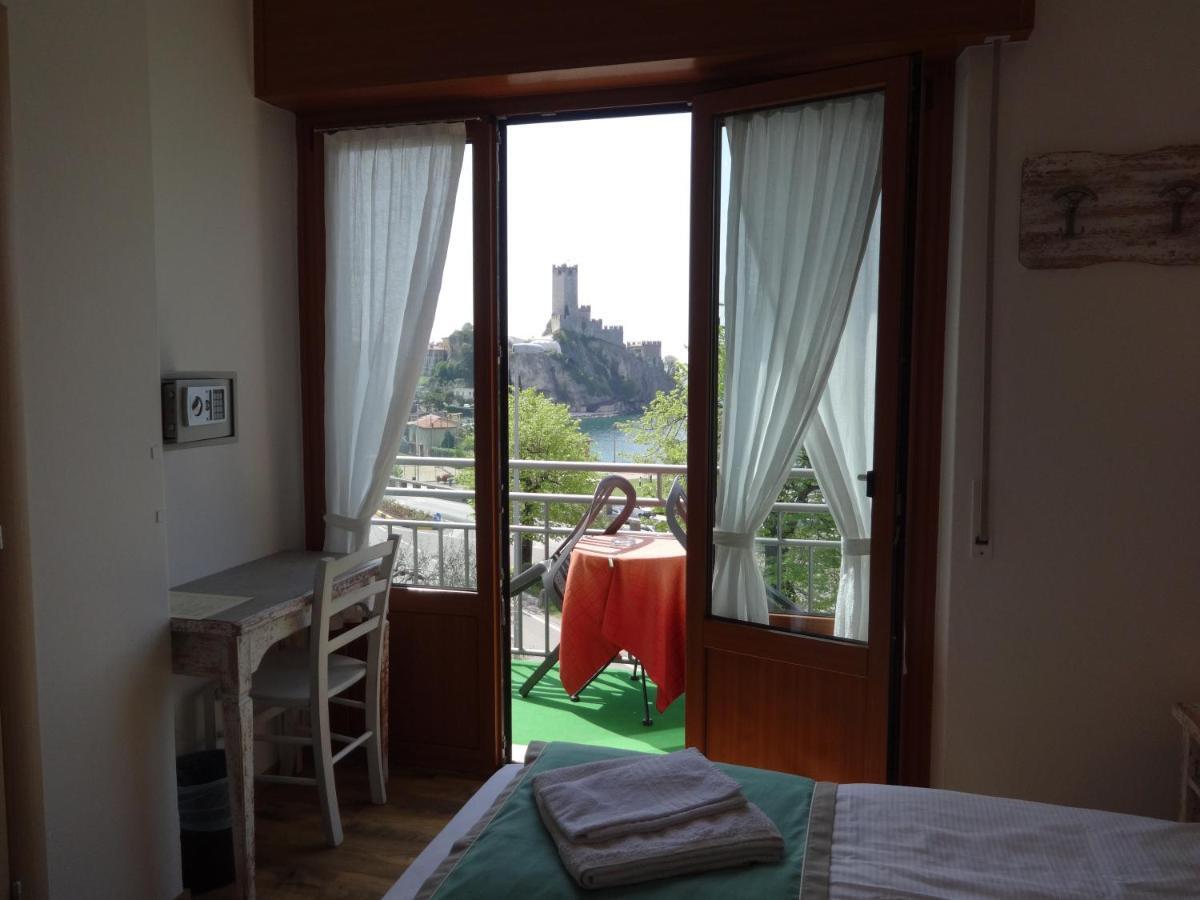 B&B Casa Gabriele Мальчезине Экстерьер фото